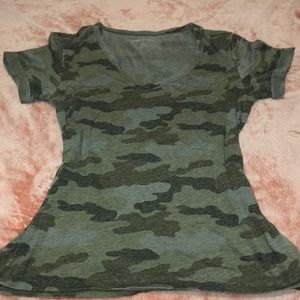 American eagle t shirt